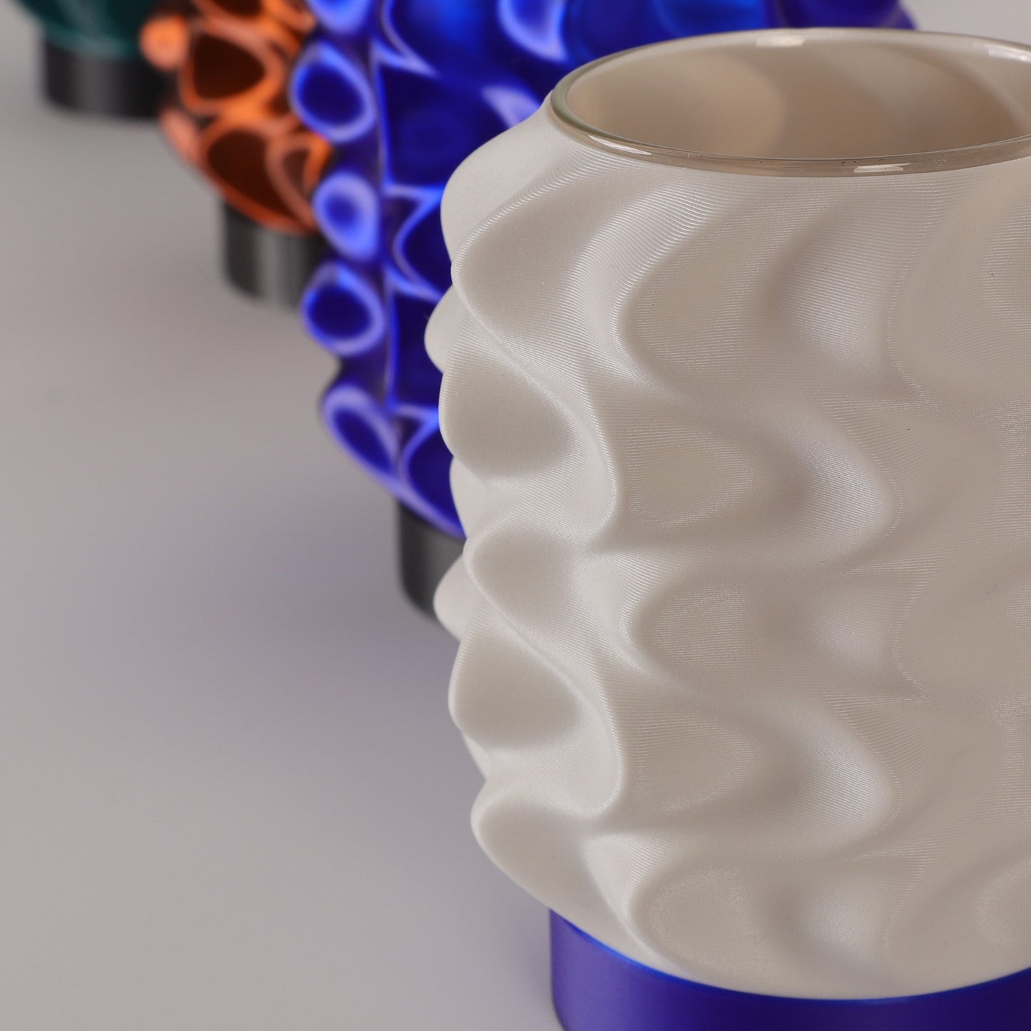 Wavy Candlelight - für Teelichter und Kerzen bis ∅6,5cm